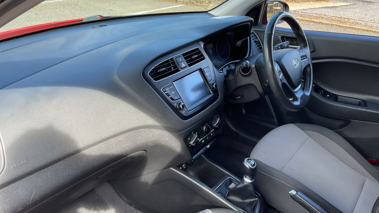 Hyundai i20 1.2 MPi Play 5dr Petrol Hatchback